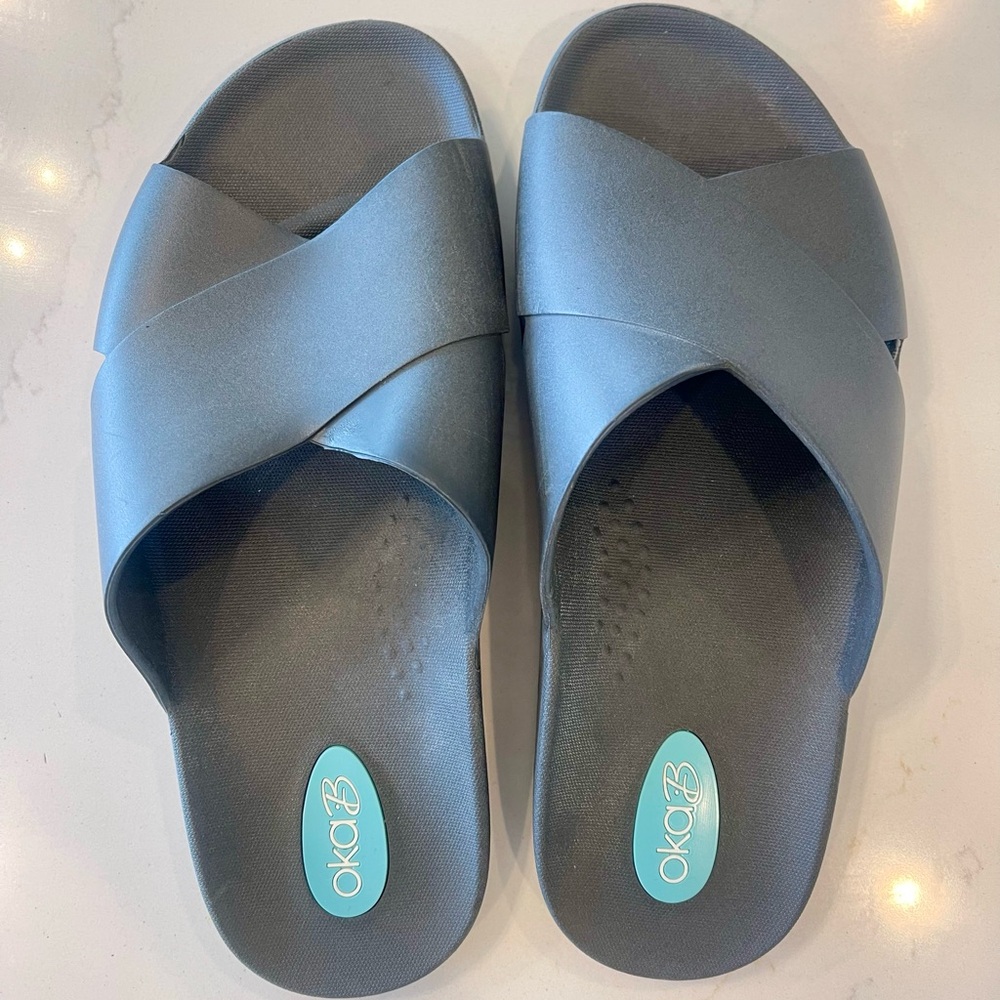 NWOB Oka-B Maxwell Unisex Strap Slides